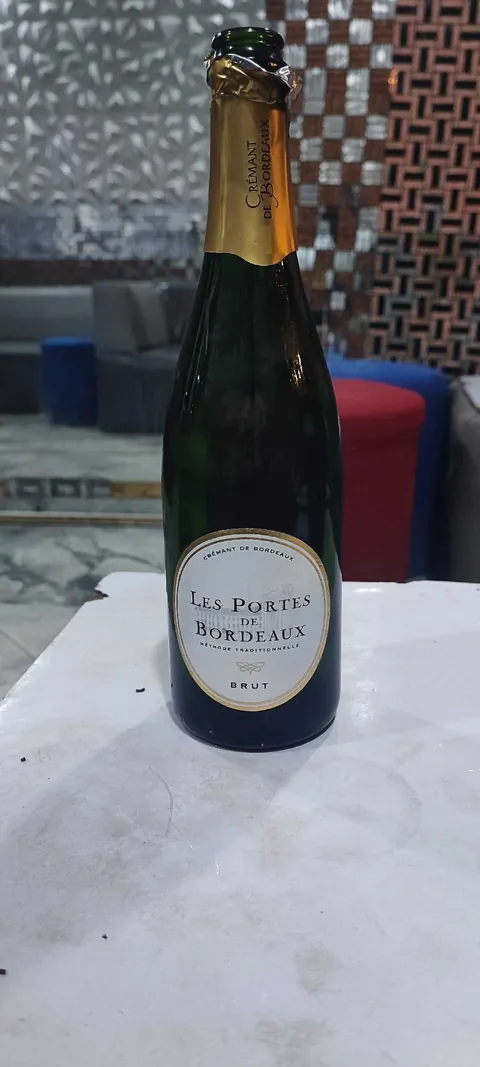 Les Portes de Bordeaux, Crémant de Bordeaux Brut · Méthode traditionnelle